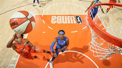 wnba fantasy.